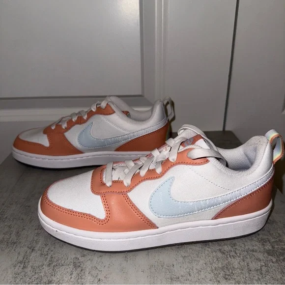 Nike Court Borough Low 2 SE Size 4.5Y - Picture 6 of 8